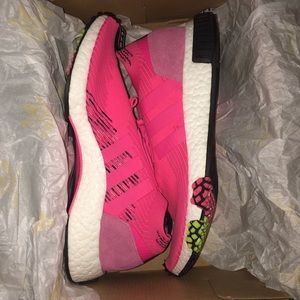 ADIDAS SHOES- MENS SIZE 8 WOMENS SIZE 10